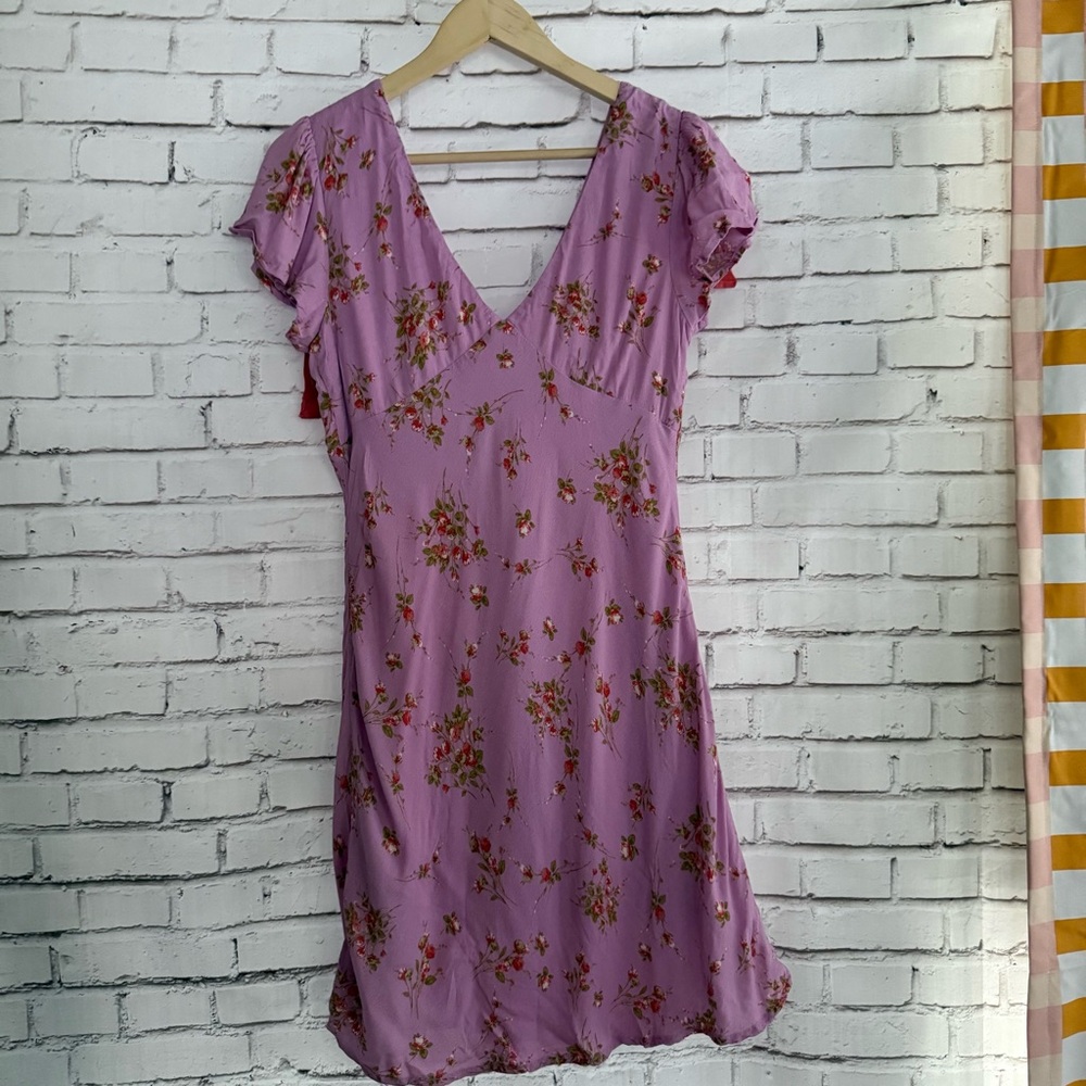 Floral‎ Purple Pink Dress with Red Accents - Picture 2 of 5